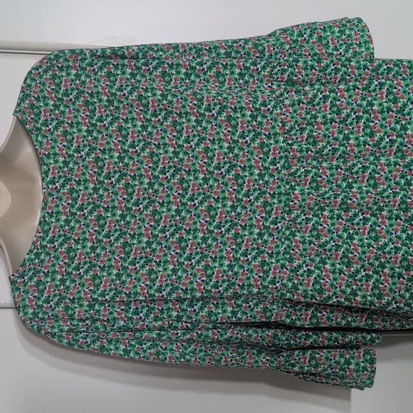 Floral Green Maxi Dress - Picture 10 of 10